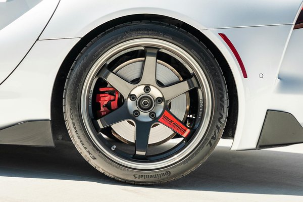 Guide Essentiel : Obtenez Votre Permis Moto pour Piloter une Triumph